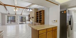 Home For Rent - Great Location on the Westside w/ Refrigerated Air! Gallery 10