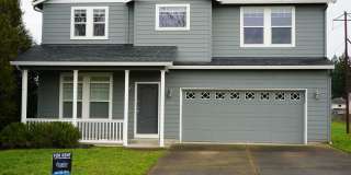 Beautifully Updated Avalon Hills 2 Story Home for Lease - 9507 NE 39th Ave Beautifully Updated Avalon Hills 2 Story Home for Lease - 9507 NE 39th Ave Gallery 1