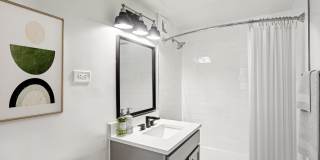 RiverHouse Gallery 14