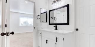 5792 Ambassador Avenue #102, Las Vegas, NV 89122 Gallery 25