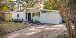 Beautifully Renovated 3BR/2B Home in Great Location!! Gallery 18