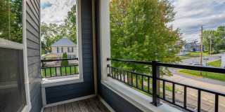 Washington Place Gallery 16