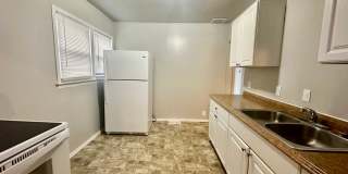 Charming 3-Bedroom Bungalow in Warren $1200 a month Gallery 4