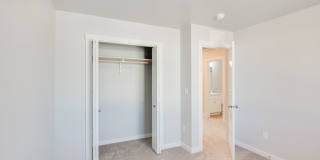 Fall into the Savings in this Brand New Townhome! Gallery 1