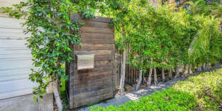 740 N Westmount Dr Gallery 1