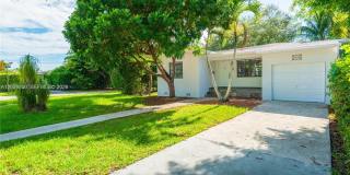 5490 SW 57 Ave Gallery 1