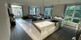 1761 OLD MEADOW Road Gallery 10