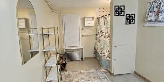 1253 W Arch St Gallery 1