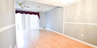 COMING SOON!! 3 Bedroom 1.5 Bathroom Townhome- Pets Considered Gallery 8