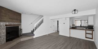 Charming 2BR Townhome in Aurora Gallery 4