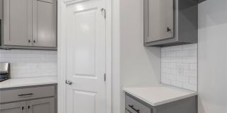 Beautiful 4 Bedroom 2 Bathroom Home in Cedar Lane Community with Storm Shelter (Neighborhood Pool and Park) Gallery 10