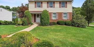 Charming Home! 4 Bedroom 2.5 Bathroom - Hopewell Gallery 1