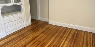 Great 1 Bedroom June Move-In Gallery 3