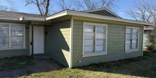 15 Macarthur Drive Unit B Gallery 1