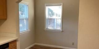 2-Bed, 2-Bath Cottage PENDING Gallery 10