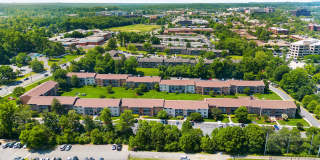 Gainsborough Court, Churchill Mews, and Copperfield Square Apartments & Townhomes Gallery 6