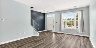 8605 WILLOW LEAF Lane Gallery 2