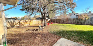 Beautifully updated 3 bedroom 2 bath home in Greeley! Gallery 31