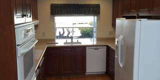 Spacious 4 Bed, 2 Bath Home w/ AC and Cupertino Schools Gallery 4