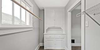 Beautiful 3 bedroom home in Coraopolis available June 1! Gallery 19