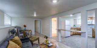 Adorable home with 3 Units in Tacoma Gallery 8