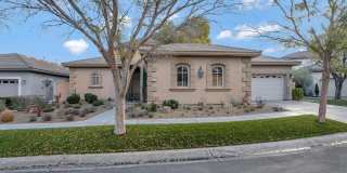 Queensridge Beauty - 5 bedroom on a 1/4+ acre lot Gallery 3