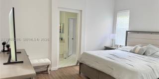 1074 Bluewood Ter Gallery 15