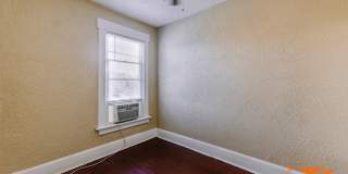 172 E 11th Avenue Gallery 37