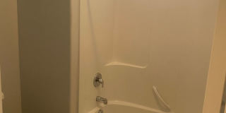 Beautiful 3 bed 2 bath townhome in Vineyard Gallery 9