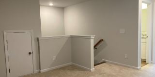 Room in 4 Bedroom Home at Statesville Ave Gallery 4