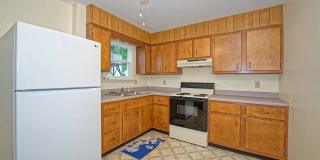 106 Tampa Avenue Gallery 7