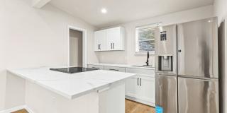 Come see this completely renovated casita, available now! Come see this completely renovated casita, available now! Gallery 1