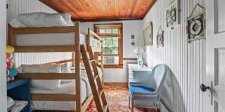 40 Bungalow Walk Gallery 15