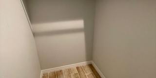 Beautiful Single Family Home! $2395/1085ft2-South Sarasota, 3-Bed/2-Bath, Fully Renovated: Annual Rental! Gallery 21