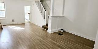 LARGE! NEWLY REMODELED 4 BEDROOM HOME 4 A STEAL!!! Gallery 3