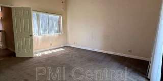 1725 Edgebrook Drive Gallery 26