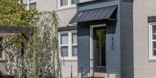 Everly Apartments on Cherry Street Gallery 37