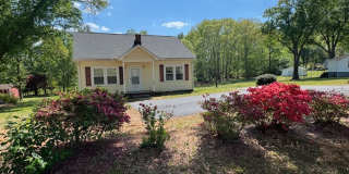 SPECIAL FOR MAY-When approved, 1/2 Security Deposit-Cute Bungalow-2BR/1BA home in a great location - Right off of Hwy 101 & Milford Church Rd, Greer. Fresh New Paint, Gorgeous Hardwood Floors, & Newly updated Bathroom!! Move In Ready Gallery 1
