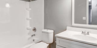 Amalie Apartment Homes Gallery 19