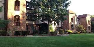 112 Hawthorne Avenue Gallery 1