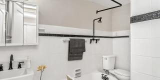 ReNew on Temple ReNew on Temple Gallery 8