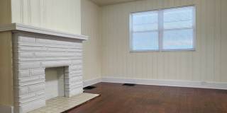 Updated 4BR house with garage! Gallery 9