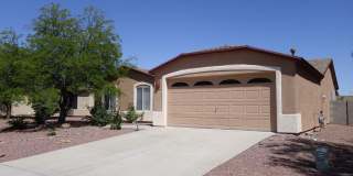 NW (Silverbell and Continental Reserve) 3 bedroom, 2 bath house with a/c garage and fenced yard! Gallery 1