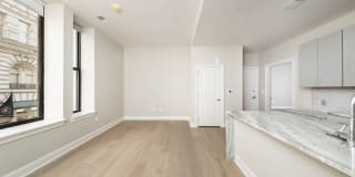 1411 Walnut Street Gallery 16