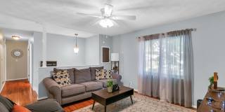 1010 Hollycrest Drive Gallery 17