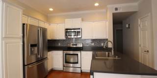 Long Realty & Property Management - 3 Bedroom Condo in Gated Community with Amenities Gallery 7