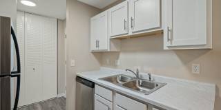Eastgate Apartments Gallery 75