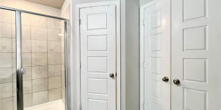 5000-5002 Villas Drive Gallery 19