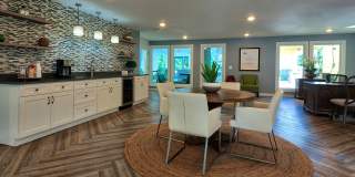 Waters Edge Apartments Gallery 1