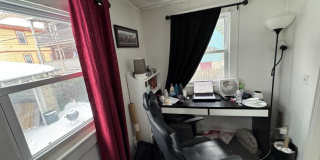 7 Burnham St. Gallery 10